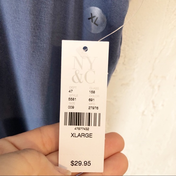 New York & Company Soft Tee NWT - Picture 3 of 5